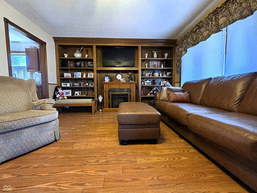 205 Locust Lane, Mooresville, IN 46158 - #3