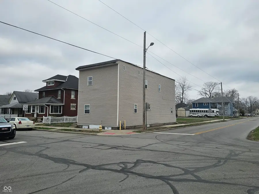 702 W 5th Street, Anderson, IN 46016 - #2