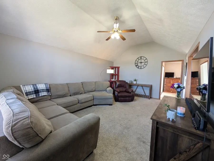 1115 Zona Drive, Rushville, IN 46173 - #3