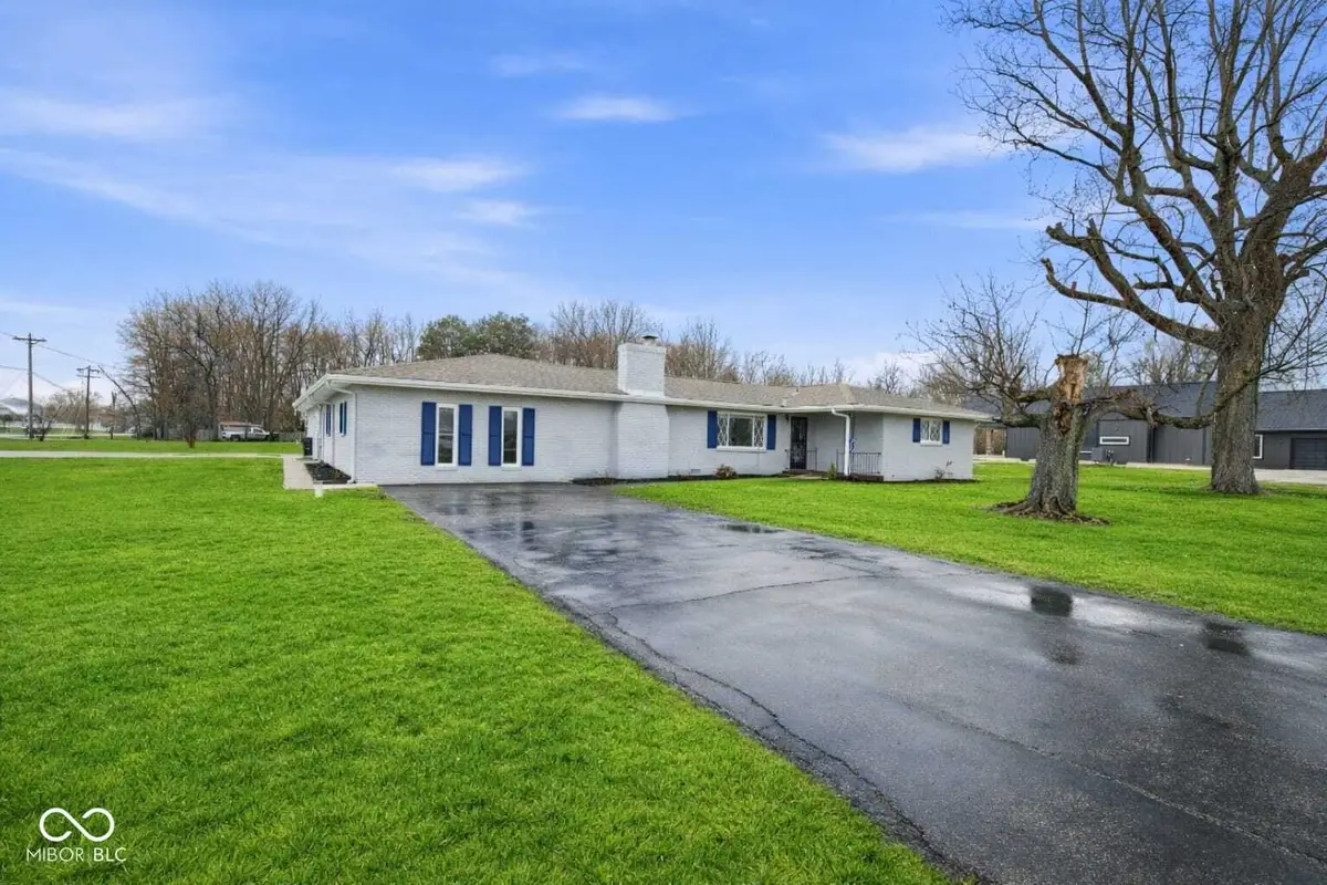 3020 N County Road 800 E, Brownsburg, IN 46112 - #1