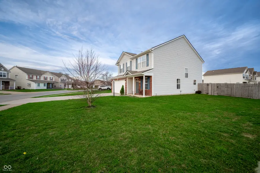 3415 Parkview Drive, Columbus, IN 47201 - #3