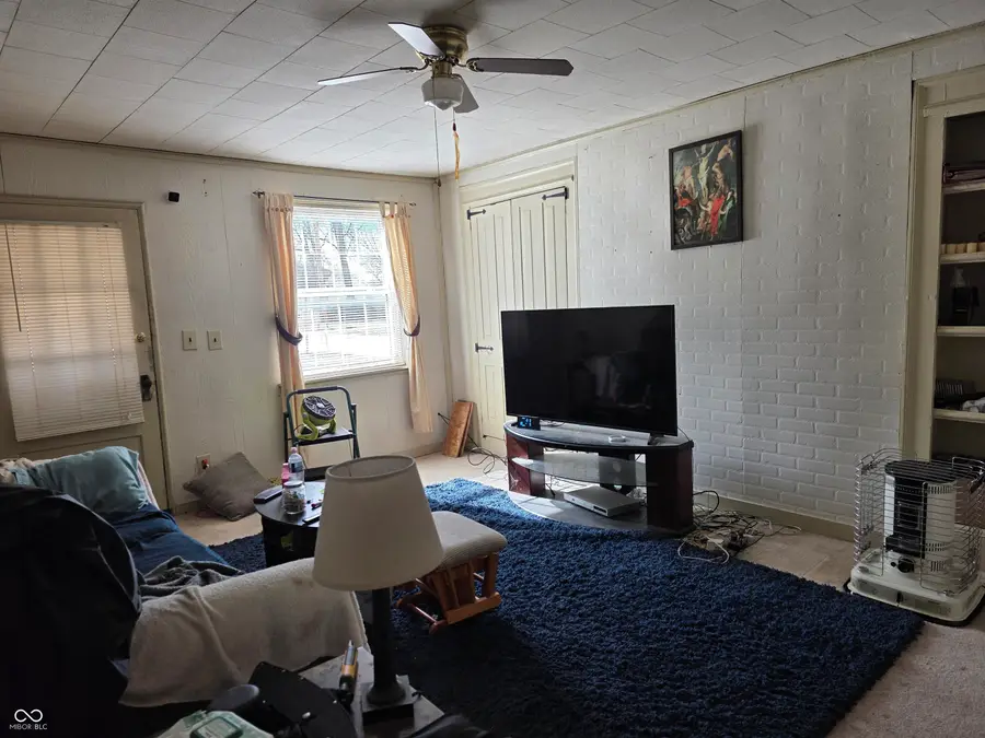 138 W Carey Street, Knightstown, IN 46148 - #3