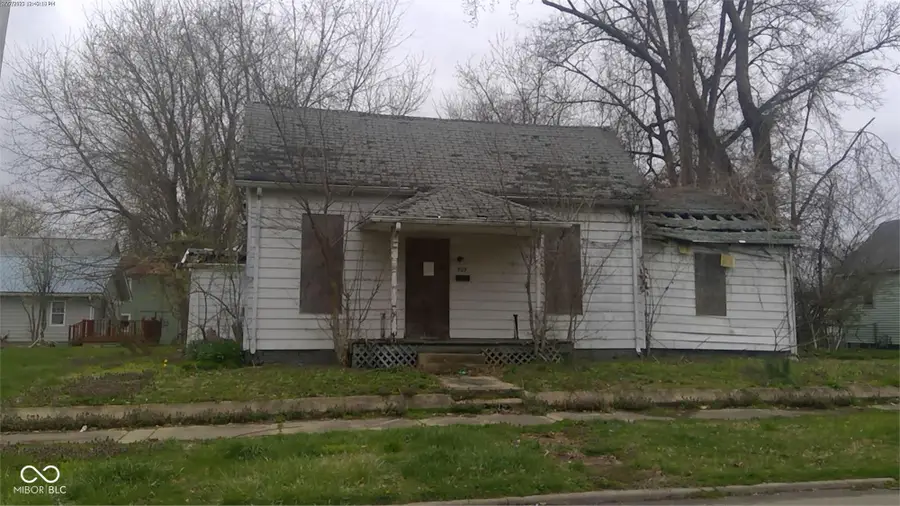 909 N Hart Street, Princeton, IN 47670 - #3