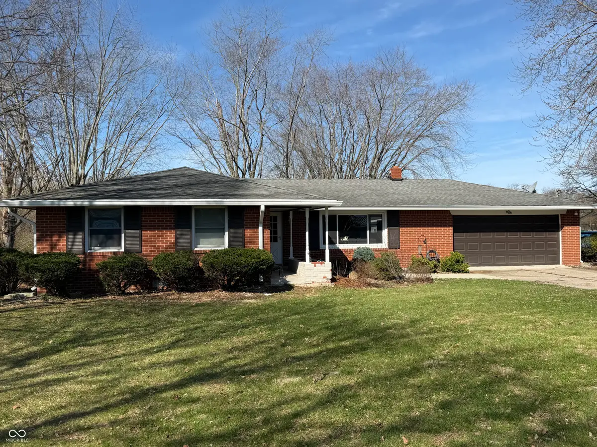 7889 S Ladoga Road, Ladoga, IN 47954 - #1
