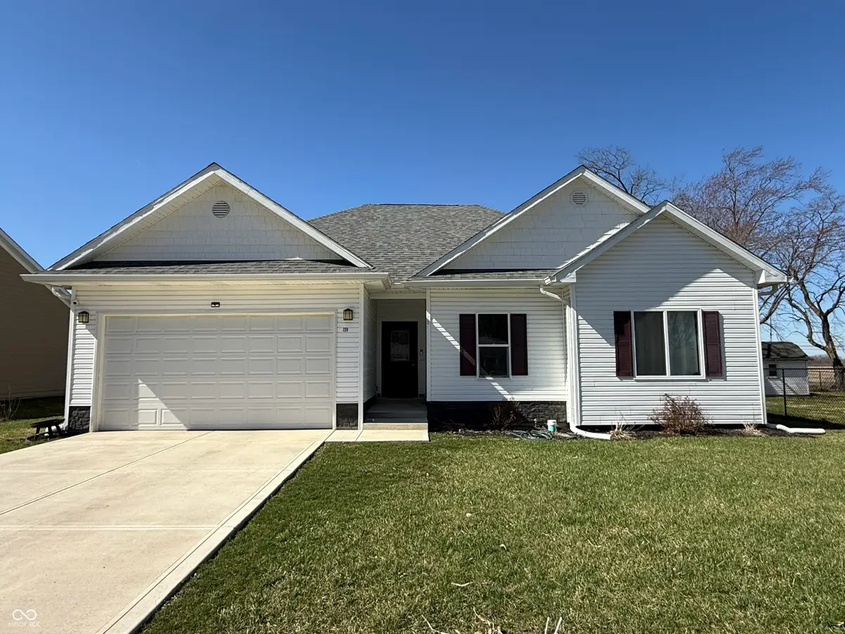 239 N Coventry Drive, Anderson, IN 46012 - #1