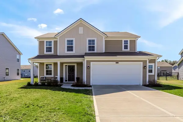 1384 Tanager Way, Greenwood, IN 46143