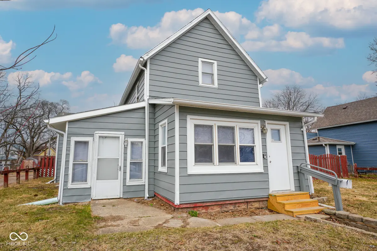 516 W 4th Street, Anderson, IN 46016 - #1