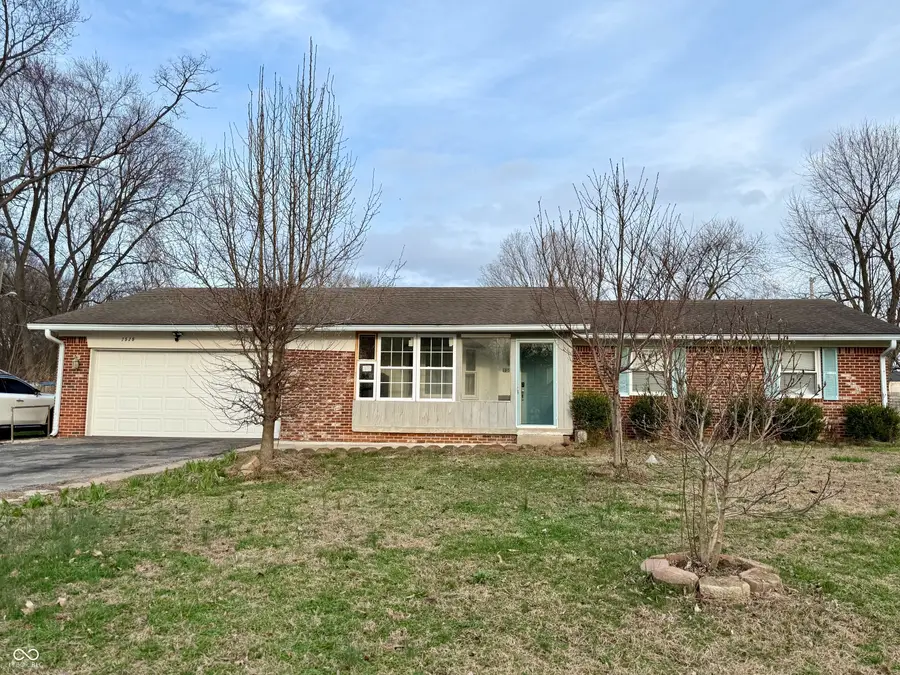 7525 S Katherine Drive, Indianapolis, IN 46217 - #3