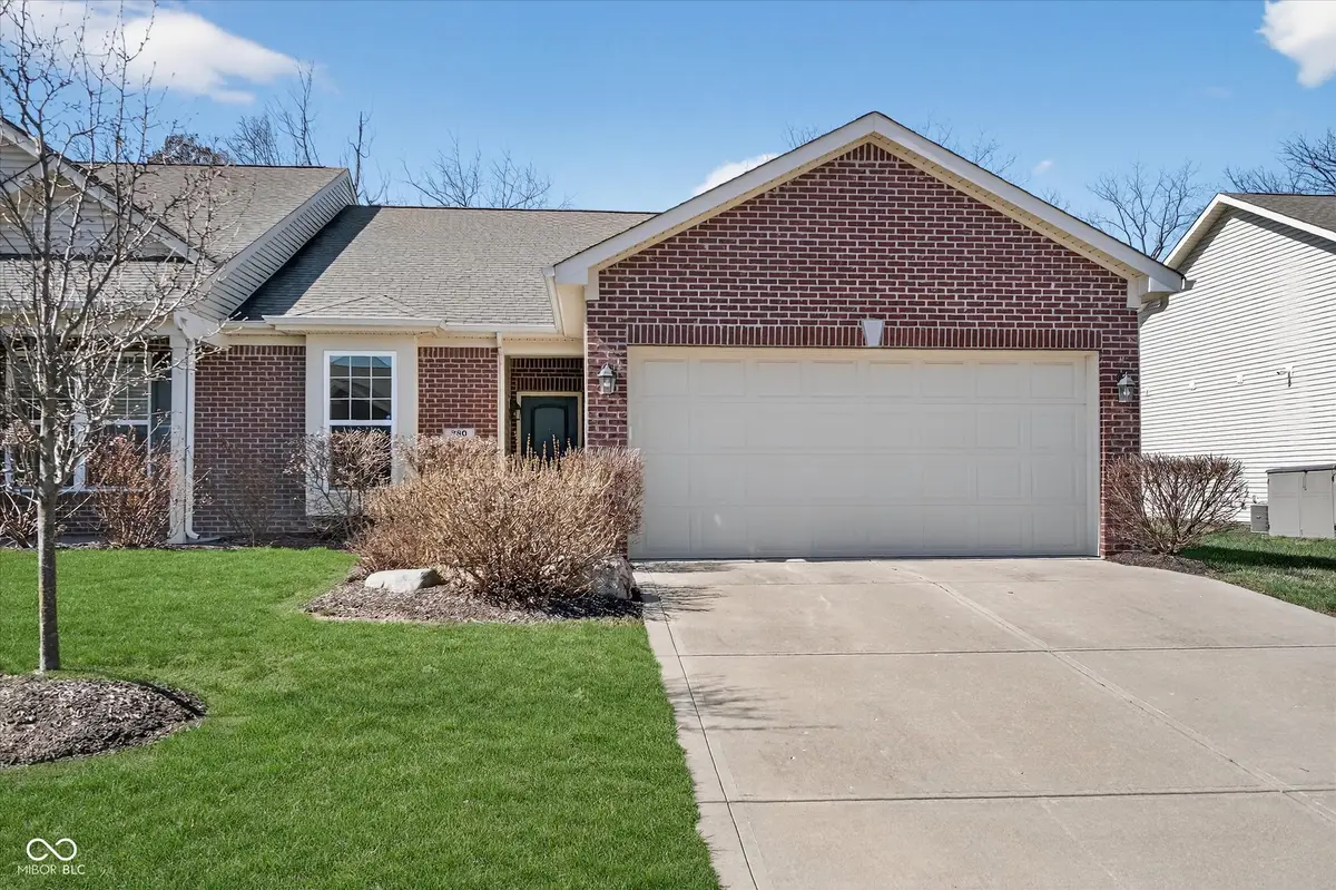 380 Angelina Way, Avon, IN 46123 - #1