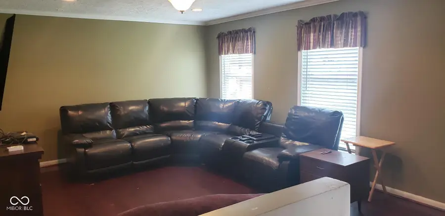 7617 N County Road 1000 E, Seymour, IN 47274 - #2