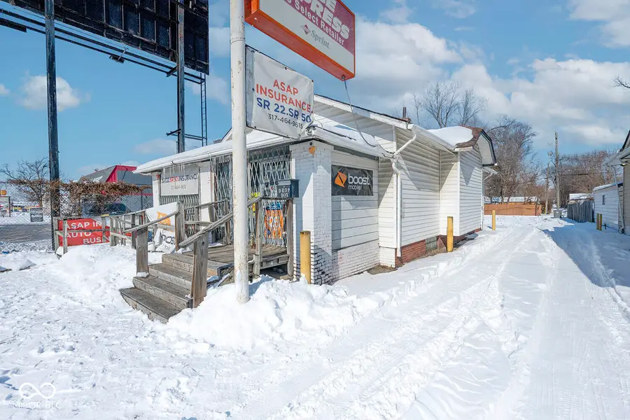 3018 W 16th Street, Indianapolis, IN 46222 - #2