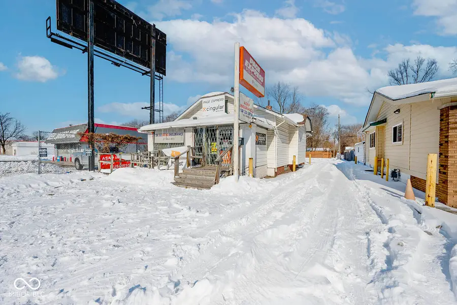 3018 W 16th Street, Indianapolis, IN 46222 - #3