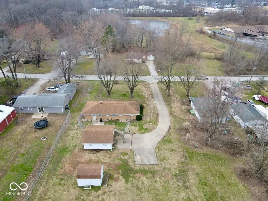 302 S Murphy Avenue, Brazil, IN 47834 - #2