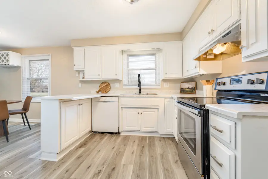 292 W 500 S, Anderson, IN 46013 - #2