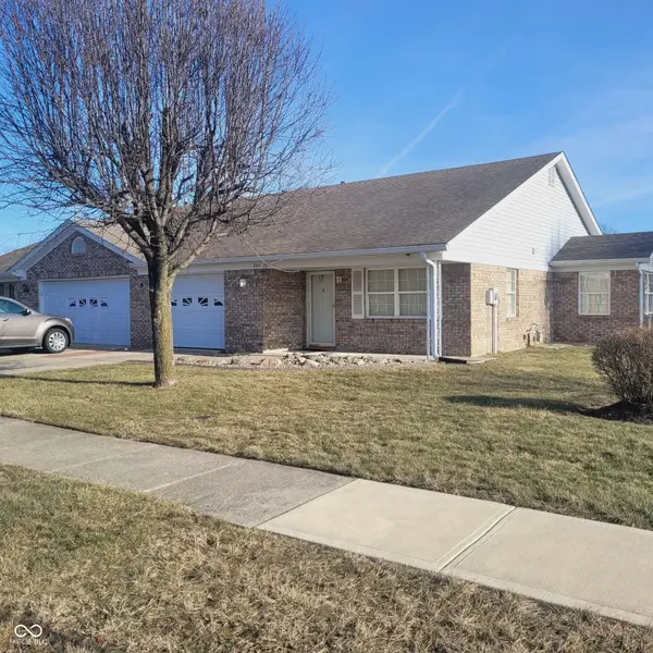 8105 Bentley Farms Drive, Indianapolis, IN 46259