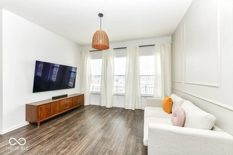 1039 Valentine Lane, Carmel, IN 46032 - #3