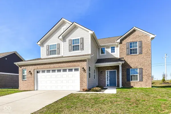 984 Bent Branch Lane, Greenwood, IN 46143