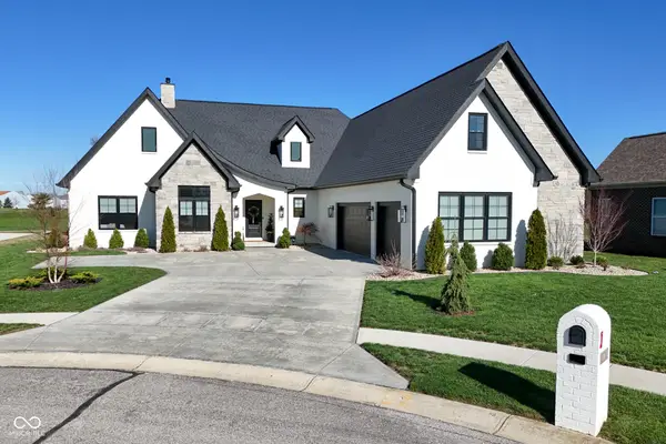 1111 Maclaren Court, Franklin, IN 46131