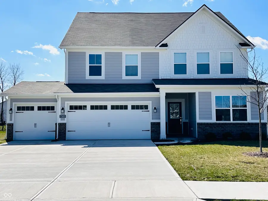 7305 Standish Lane, Avon, IN 46123 - #2