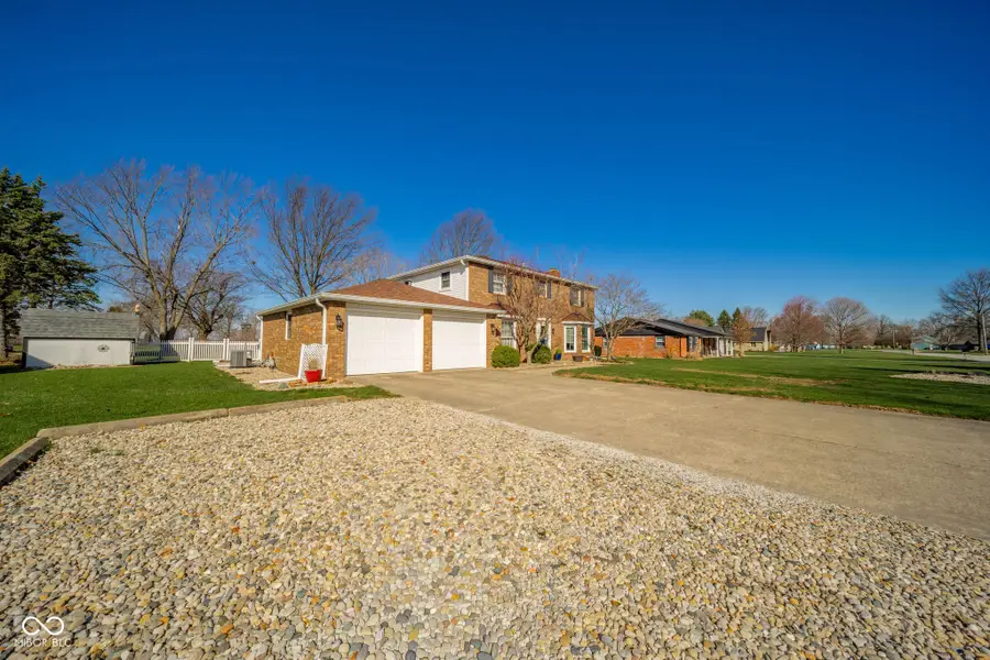 18 S Fairway Drive, Alexandria, IN 46001 - #2