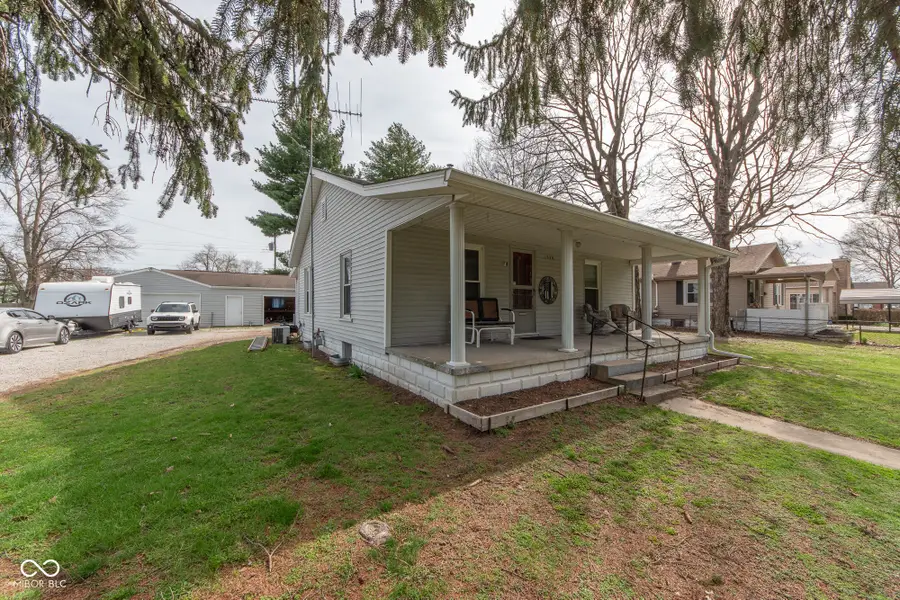 1529 Ravenswood Drive, Columbus, IN 47201 - #2