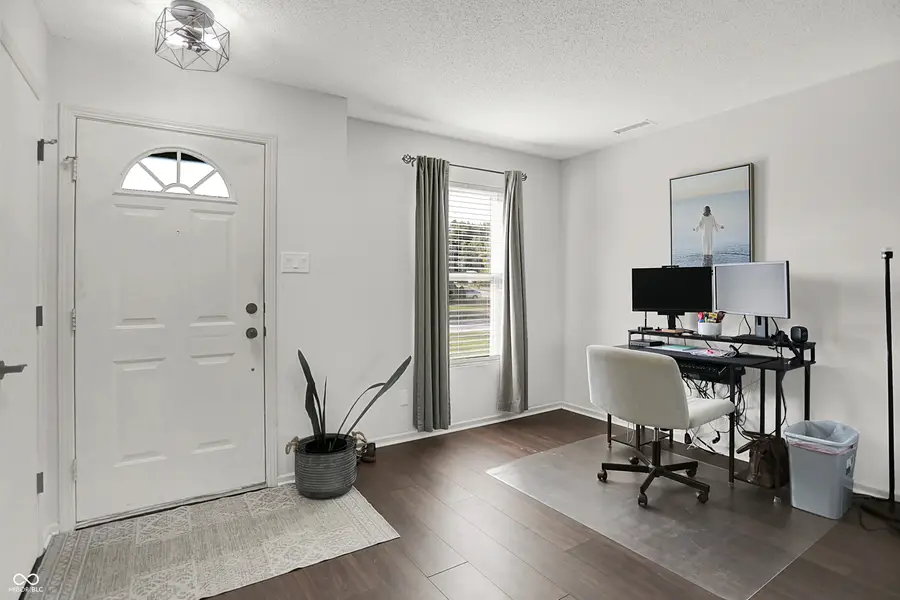 216 Creekside Drive, Danville, IN 46122 - #2