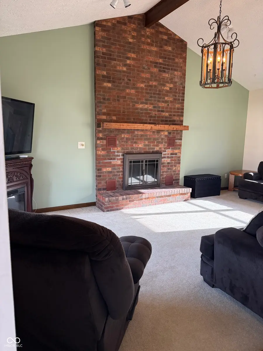 613 N Shady Lane, North Vernon, IN 47265 - #2