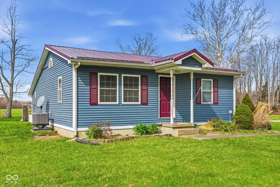 325 S County Road 900 W, Seymour, IN 47274 - #3