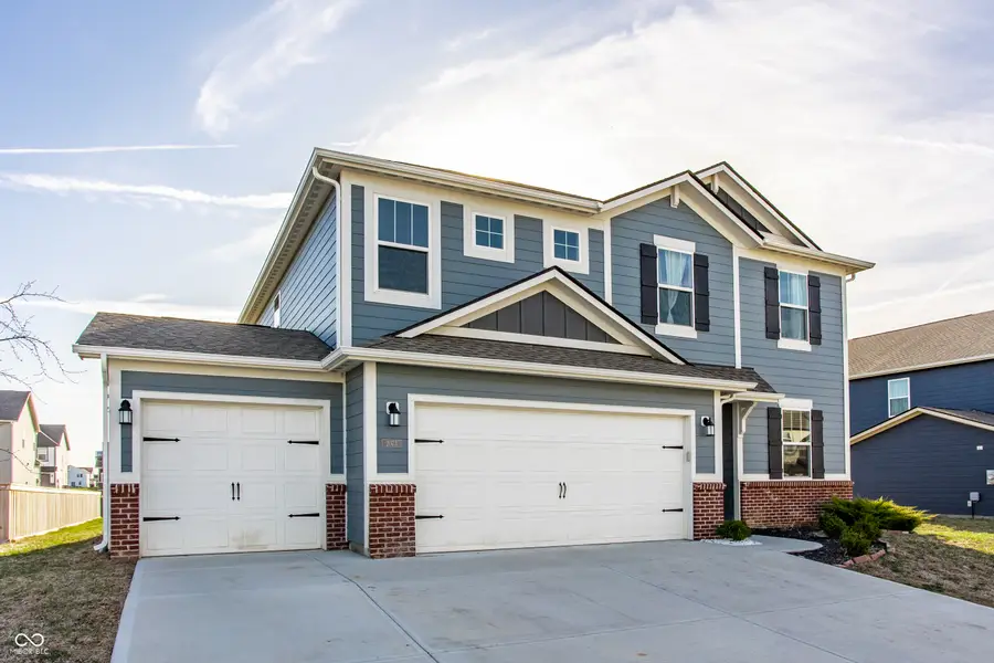 2073 Bauer Creek Drive, Whitestown, IN 46075 - #2