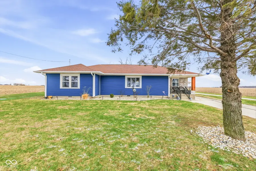 845 N 350 E, Windfall, IN 46076 - #2