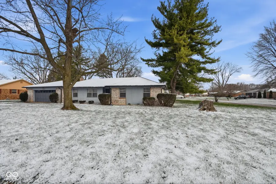 4034 S Nevermind Way S, Greenwood, IN 46142 - #3