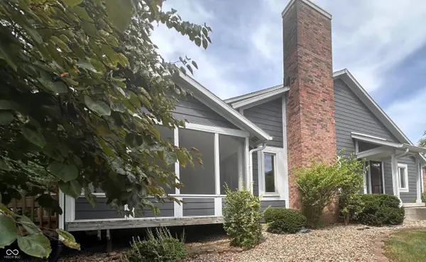 8138 Foxchase Circle, Indianapolis, IN 46256