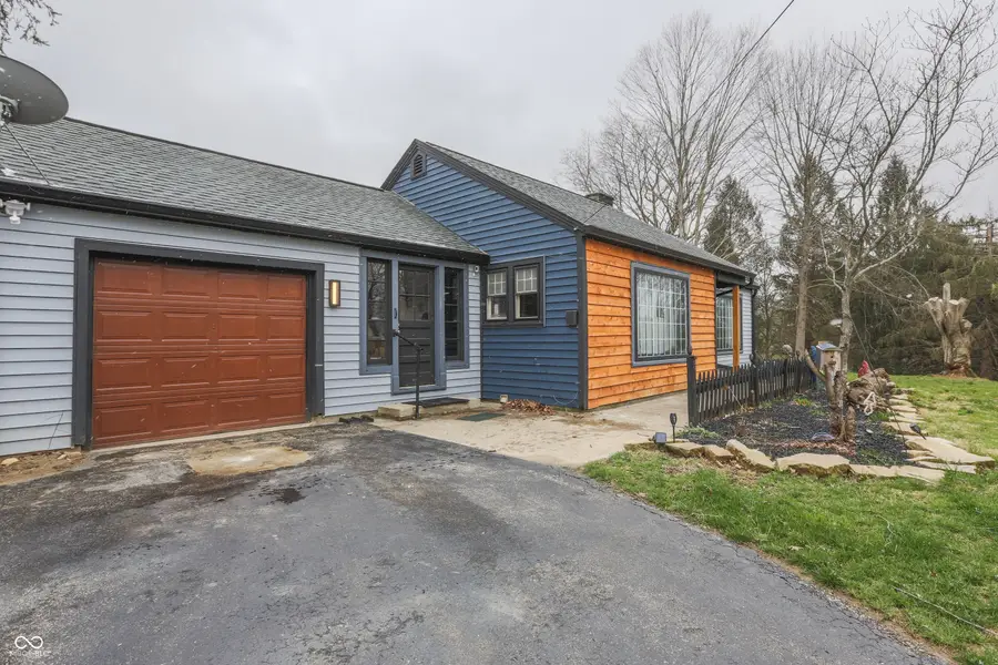 539 E Washington Street, Morgantown, IN 46160 - #2