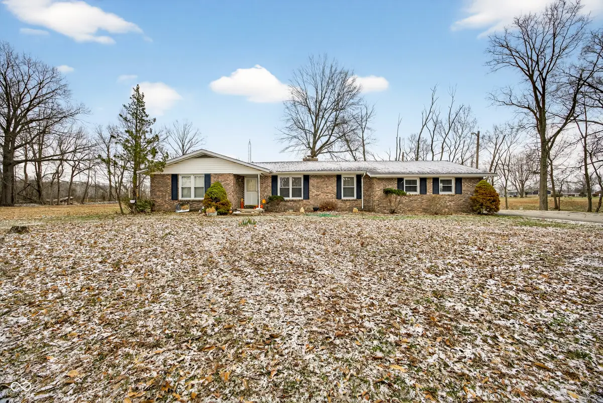 5946 W State Road 48, Jasonville, IN 47438 - #1