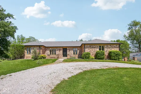 2440 E County Road 300 S, Danville, IN 46122