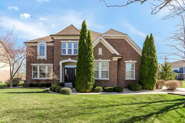 5903 Oakmont Boulevard, Bargersville, IN 46106