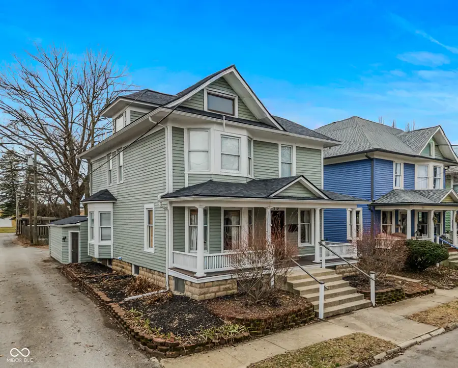 319 15th Street, Columbus, IN 47201 - #3