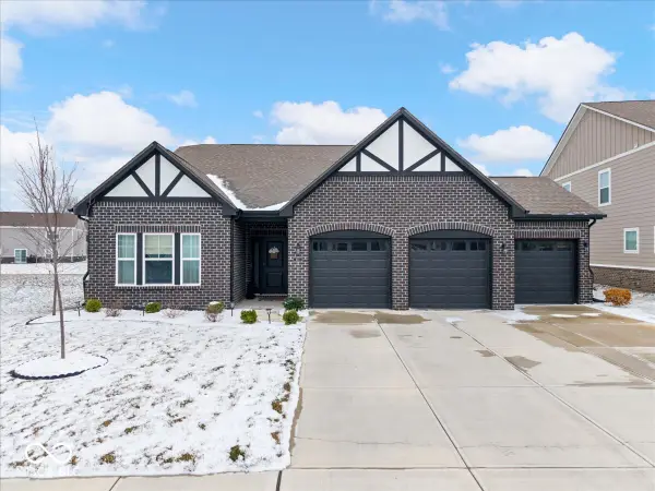 411 Cape May Drive, Westfield, IN 46074