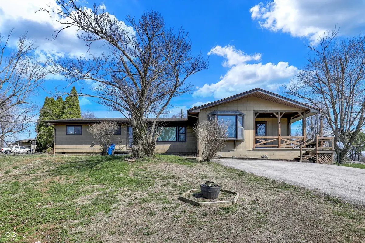 122 Edgewood Drive, Bedford, IN 47421 - #1