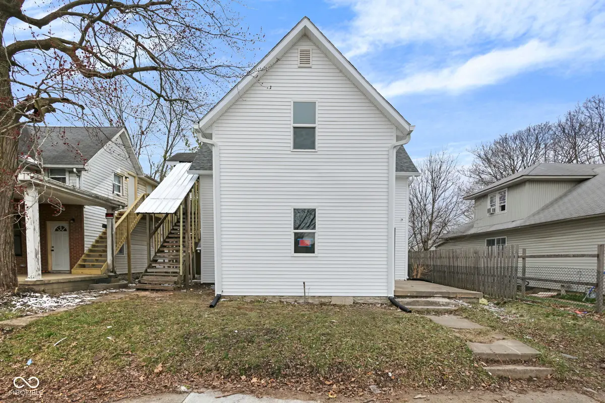 2209 Noble Street, Anderson, IN 46016 - #1