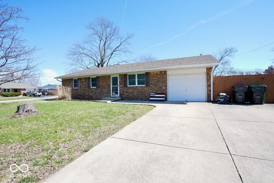 131 West Street, Whiteland, IN 46184 - #2
