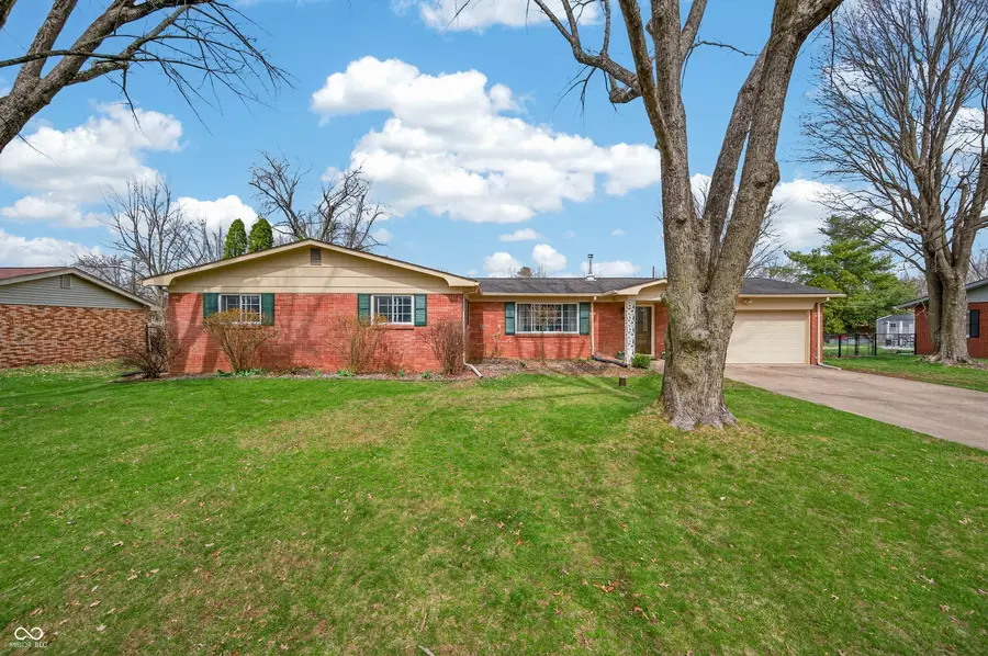 1010 Driftwood Avenue, Columbus, IN 47203 - #2