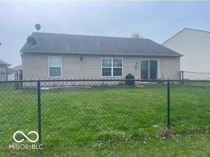 111 Hilltop Farms Boulevard, Whiteland, IN 46184 - #2