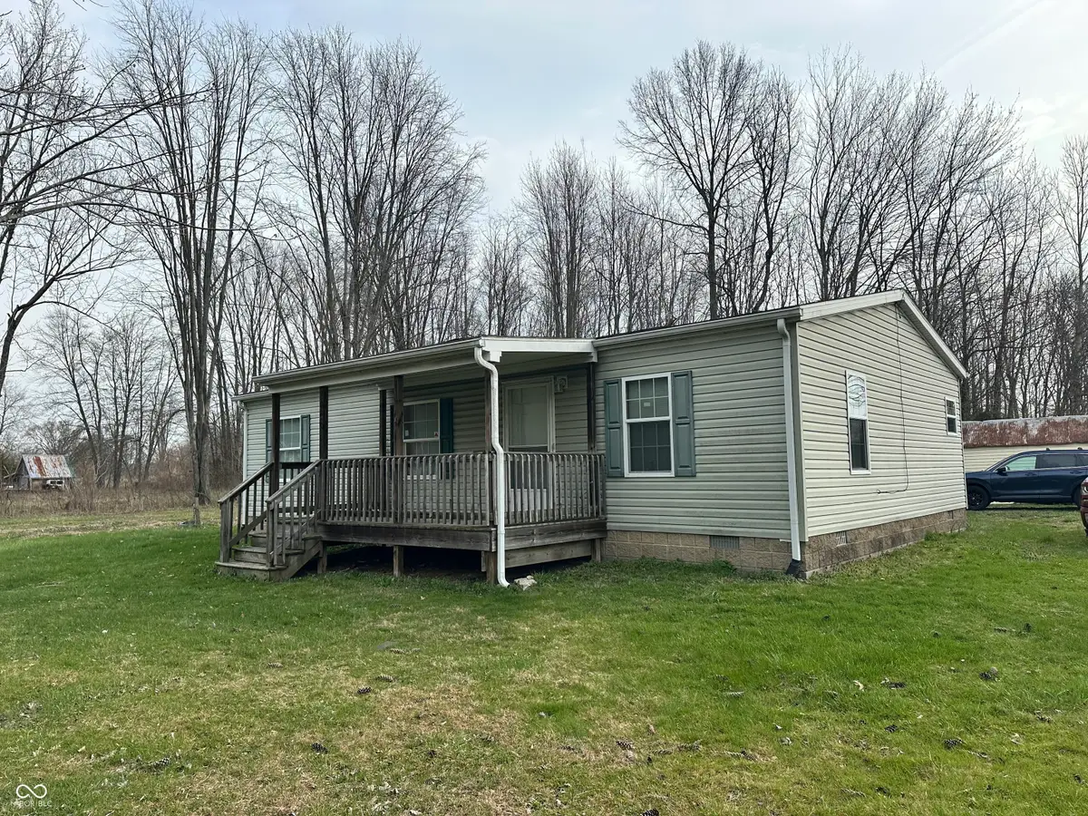 8730 S Byfield Street, Commiskey, IN 47227 - #1