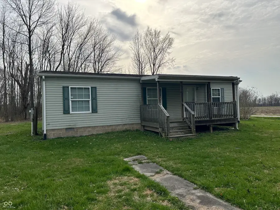 8730 S Byfield Street, Commiskey, IN 47227 - #2