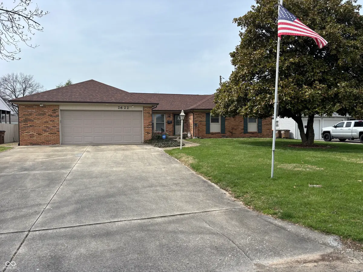 2622 Forest Drive, Columbus, IN 47201 - #1