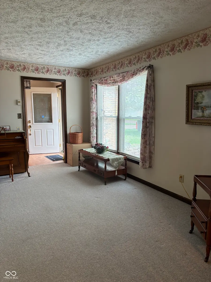 2622 Forest Drive, Columbus, IN 47201 - #3