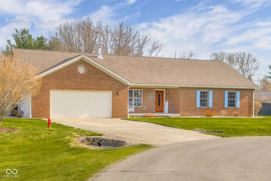 7351 S Artesian Court, Columbus, IN 47201 - #2