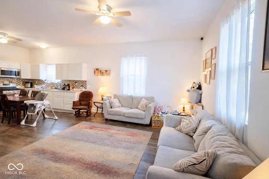 522 E 4th Street, Seymour, IN 47274 - #3