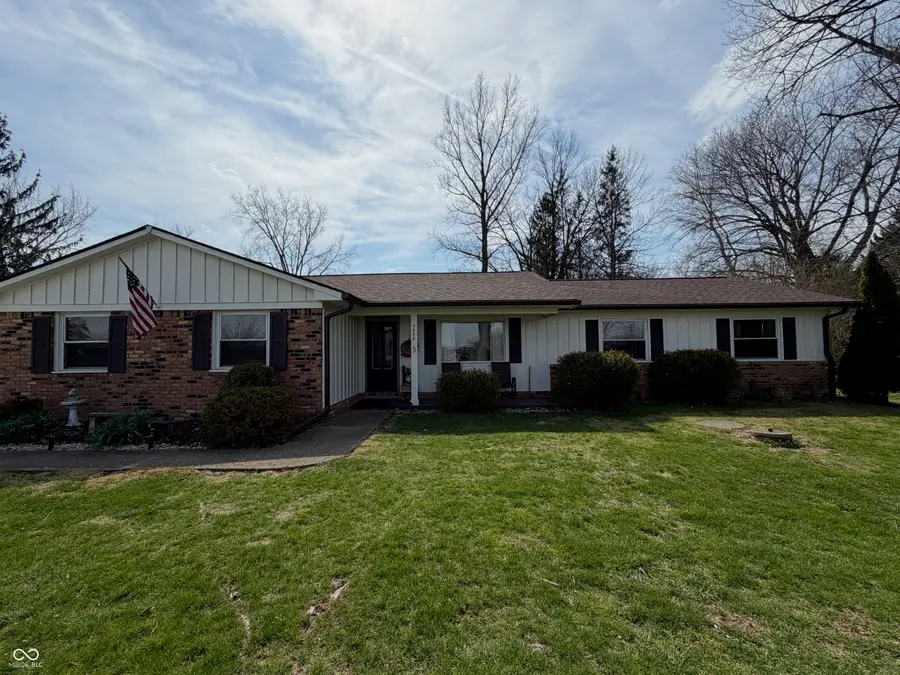 4689 N Frontage Road, Fairland, IN 46126 - #2